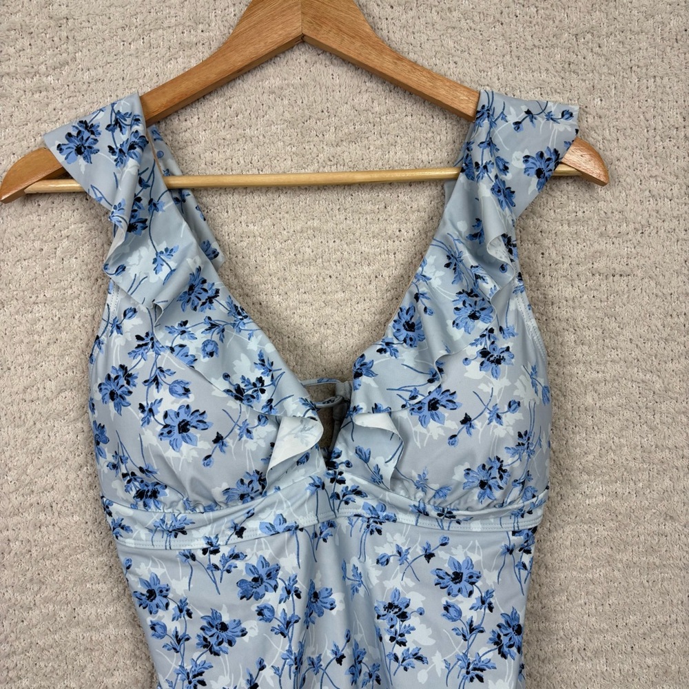 A Pea In The Pod Swimsuit Womens L Blue Floral Maternity Ruffle One Piece Boho - Picture 2 of 7